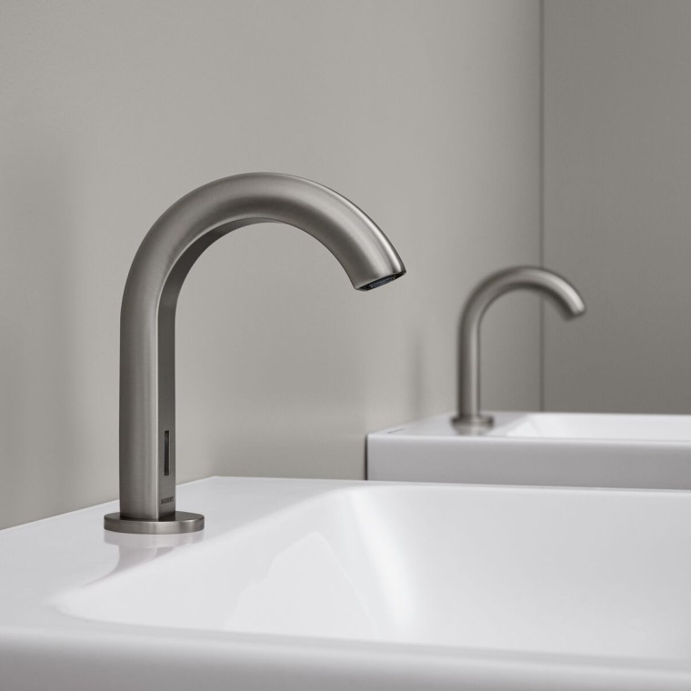 Robinetterie installée sur lavabo Geberit Piave Robinetterie installée sur lavabo Geberit Piave