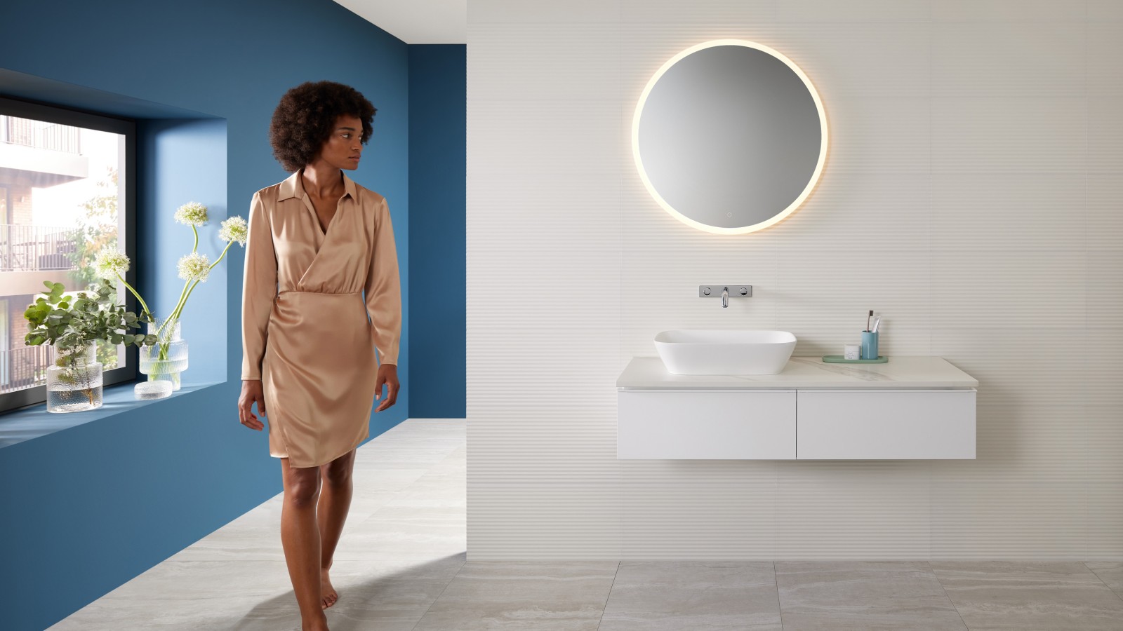 Mix & Match : Vasque à poser Geberit ONE avec meuble sous lavabo iCon