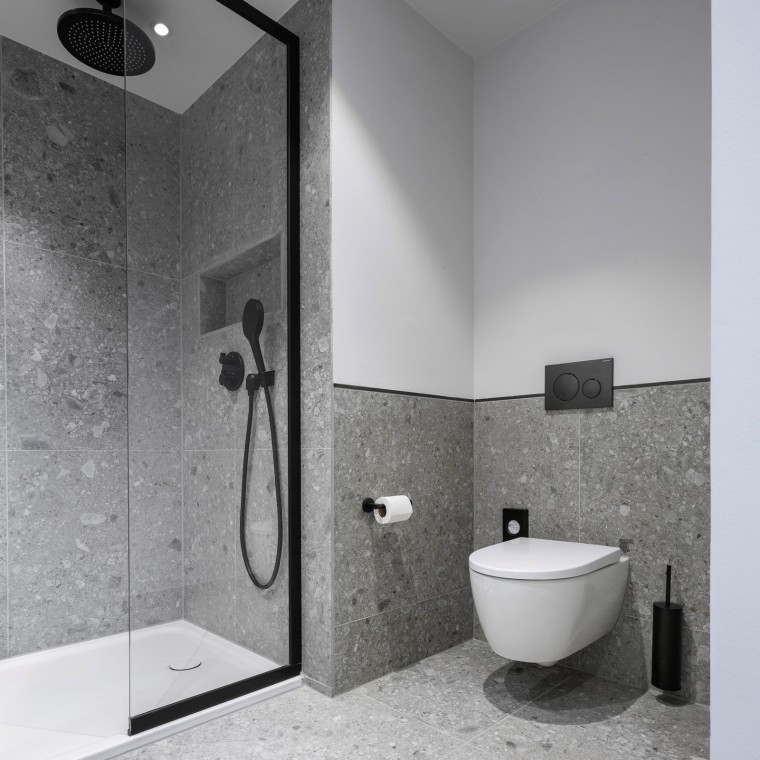 Geberit iCon Wand-WC mit Betätigungsplatte Sigma20 Geberit iCon Wand-WC mit Betätigungsplatte Sigma20
