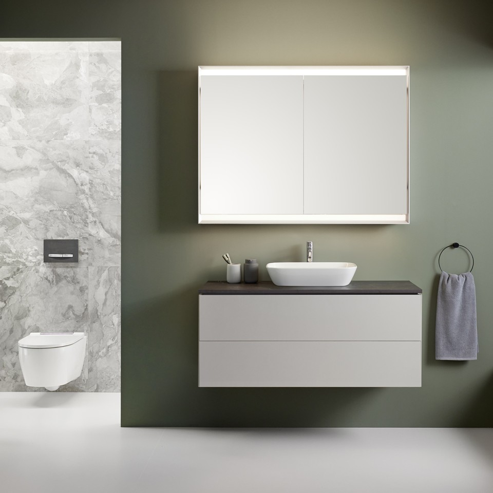 Plus de place, de propreté et de flexibilité dans la salle de bains avec les produits Geberit ONE