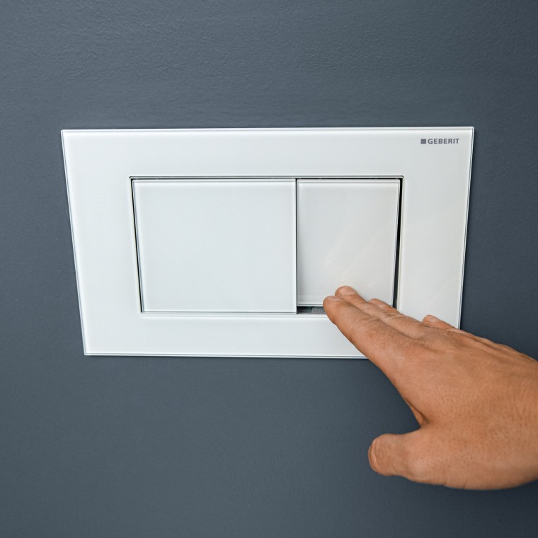 Betätigungsplatte Sigma40 mit eckigen Tasten in Weiss matt