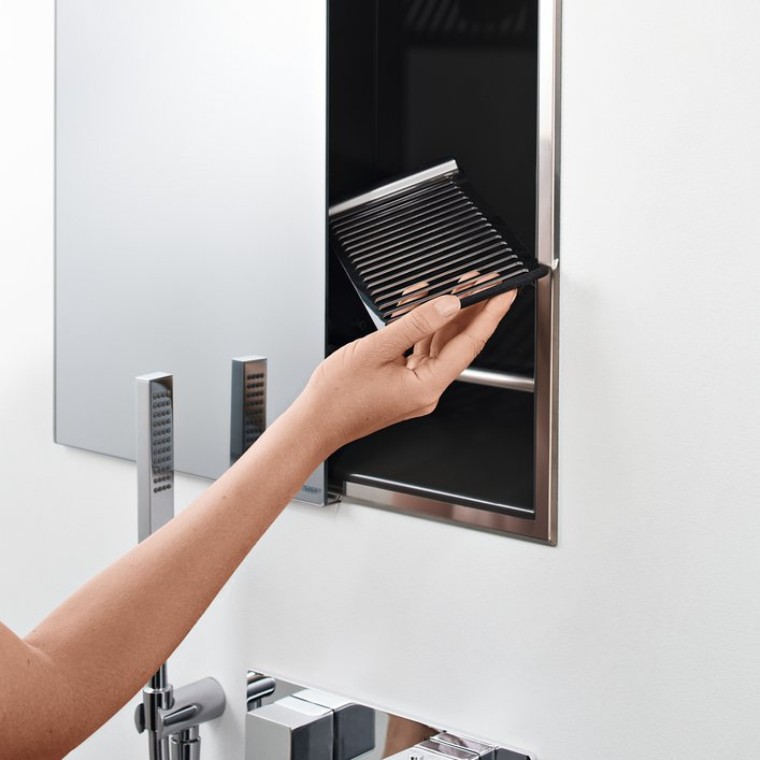 Solution de douche Geberit ONE avec niche de rangement Solution de douche Geberit ONE avec niche de rangement