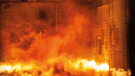 Essai au feu de Geberit dans les locaux de l’Institut de recherche des matériaux de l’Université de Stuttgart