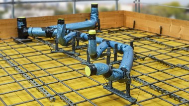 Utilisation du système Geberit Silent-db20 dans les dalles en béton avec un support de montage