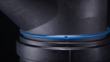Sichtprüfung der Einstecktiefe bei Geberit Silent-Pro Sichtprüfung der Einstecktiefe bei Geberit Silent-Pro
