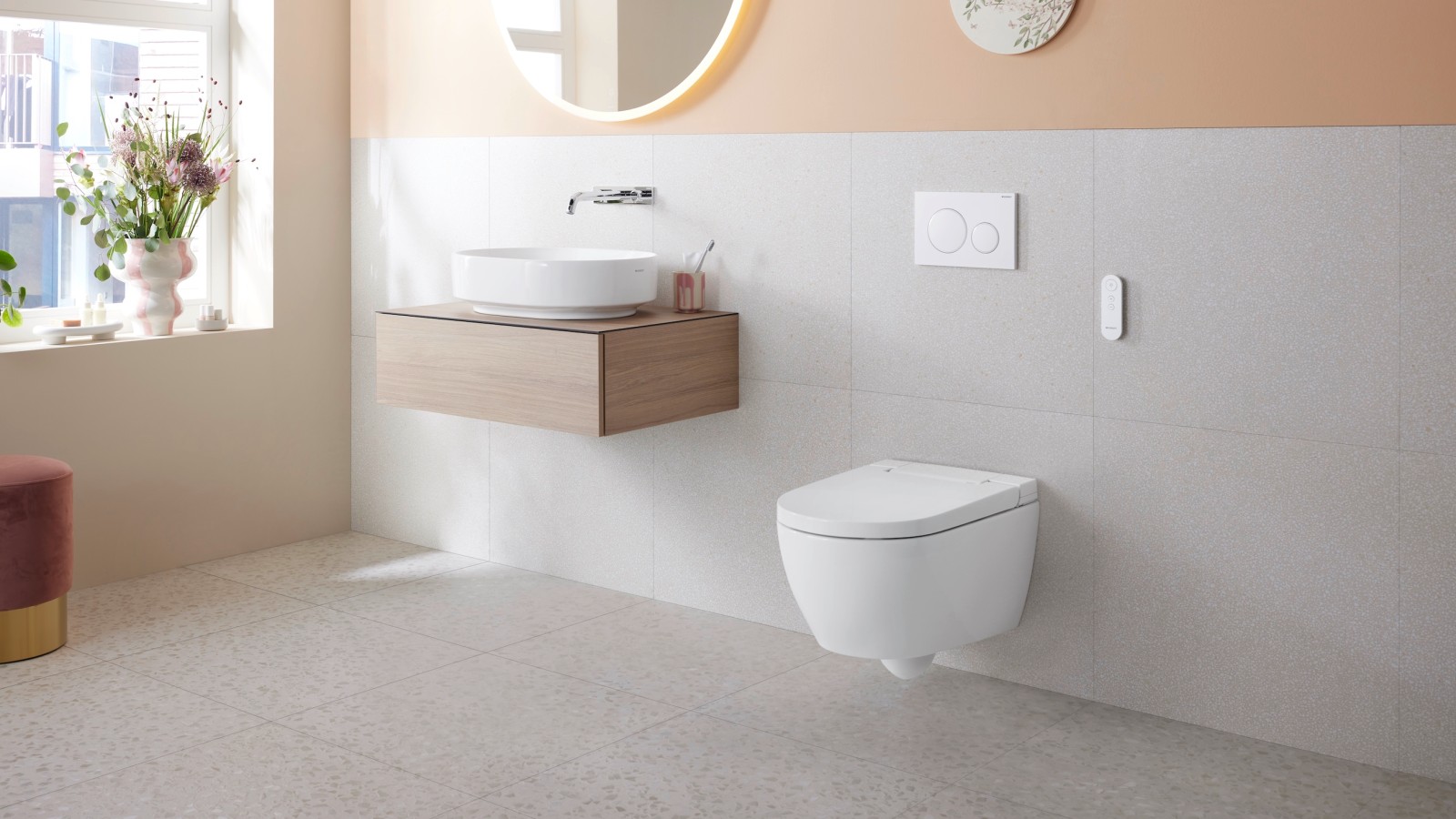 Salle de bains avec Geberit AquaClean Alba Salle de bains avec Geberit AquaClean Alba