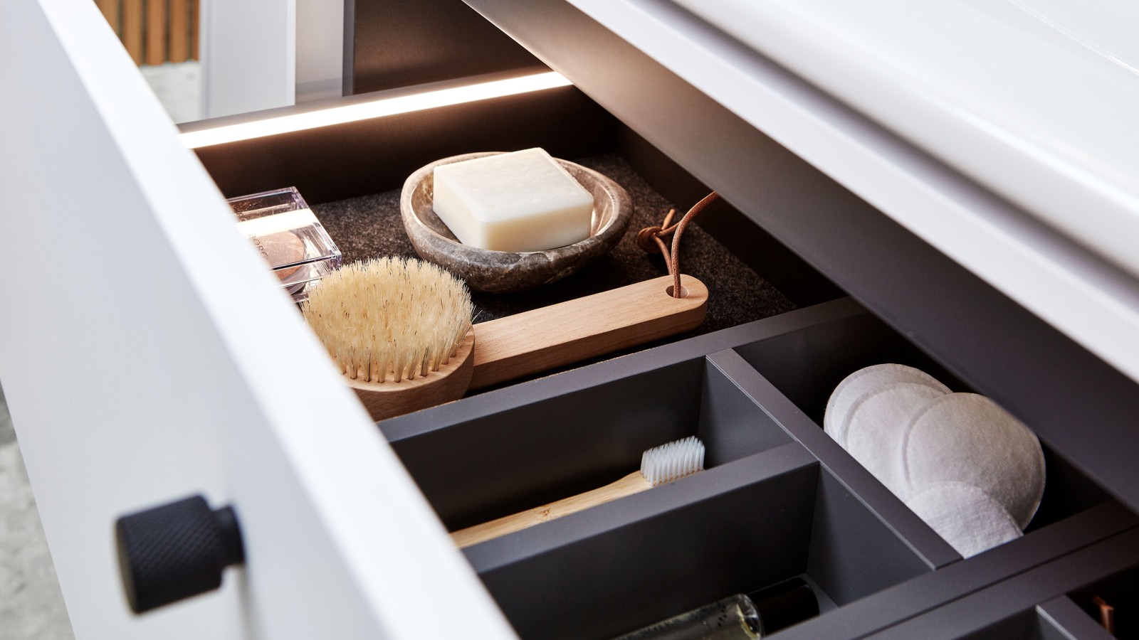 Meuble sous lavabo ouvert Meuble sous lavabo ouvert