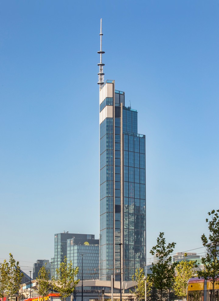 Der Varso-Turm ist der höchste Wolkenkratzer der Europäischen Union (© Aaron Hargreaves/Foster + Partners)