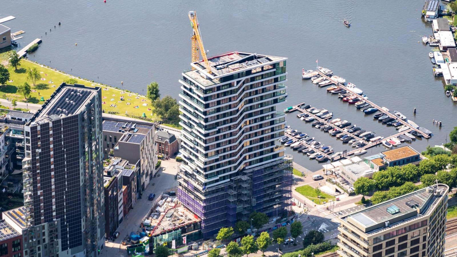 HAUT Amsterdam (© Team V Architecture / Jannes Linders / Topview Luchtfotografie)