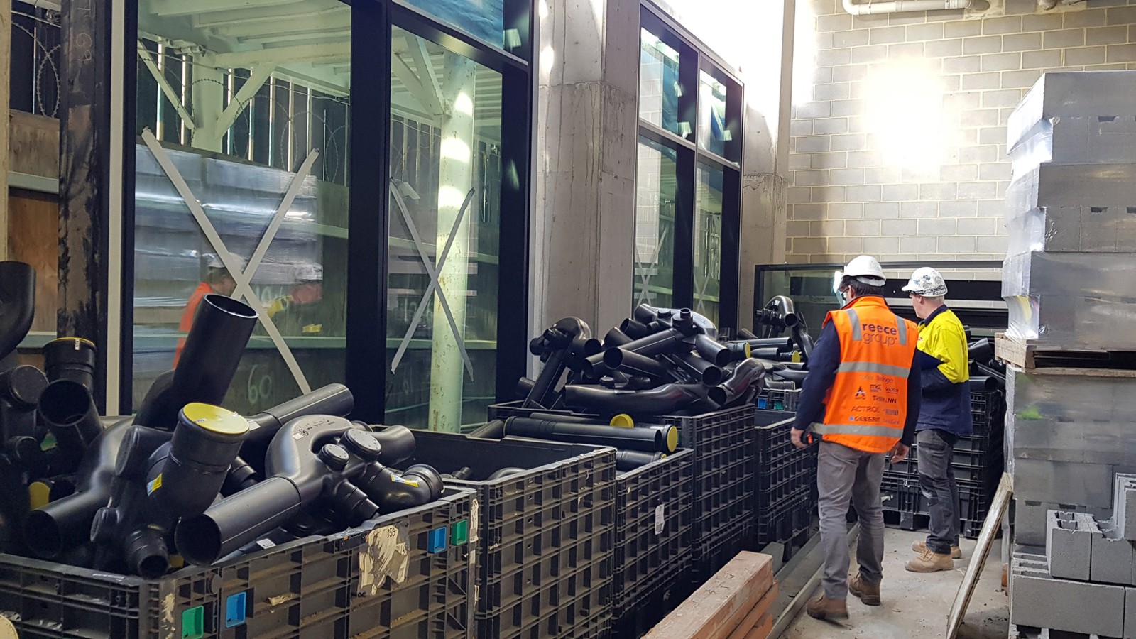 Für Entwässerung von Melbourne Connect sorgt Geberit SuperTube (© Peter Casamento, Marc Williams) Für Entwässerung von Melbourne Connect sorgt Geberit SuperTube (© Peter Casamento, Marc Williams)