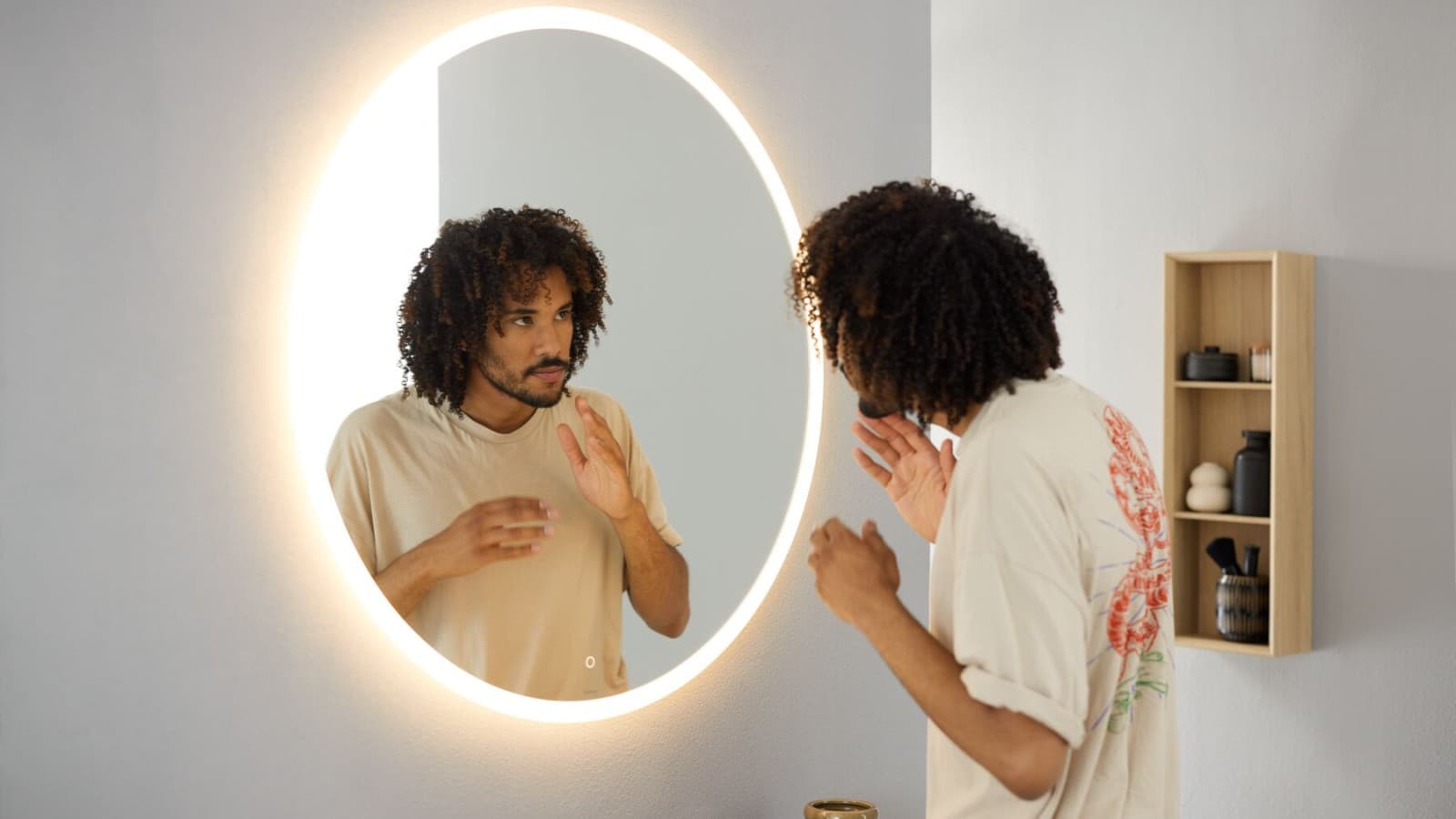 Miroir Option rond 90 cm (© Geberit) Miroir Option rond 90 cm (© Geberit)