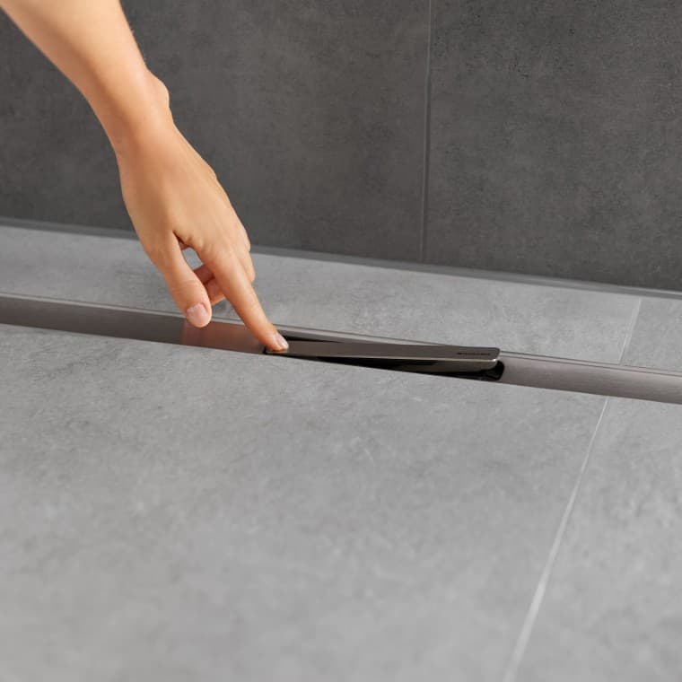 Le filtrage à cheveux retient la saleté et les cheveux et il est facile à retirer, à rincer et à nettoyer. Le filtrage à cheveux retient la saleté et les cheveux et il est facile à retirer, à rincer et à nettoyer.