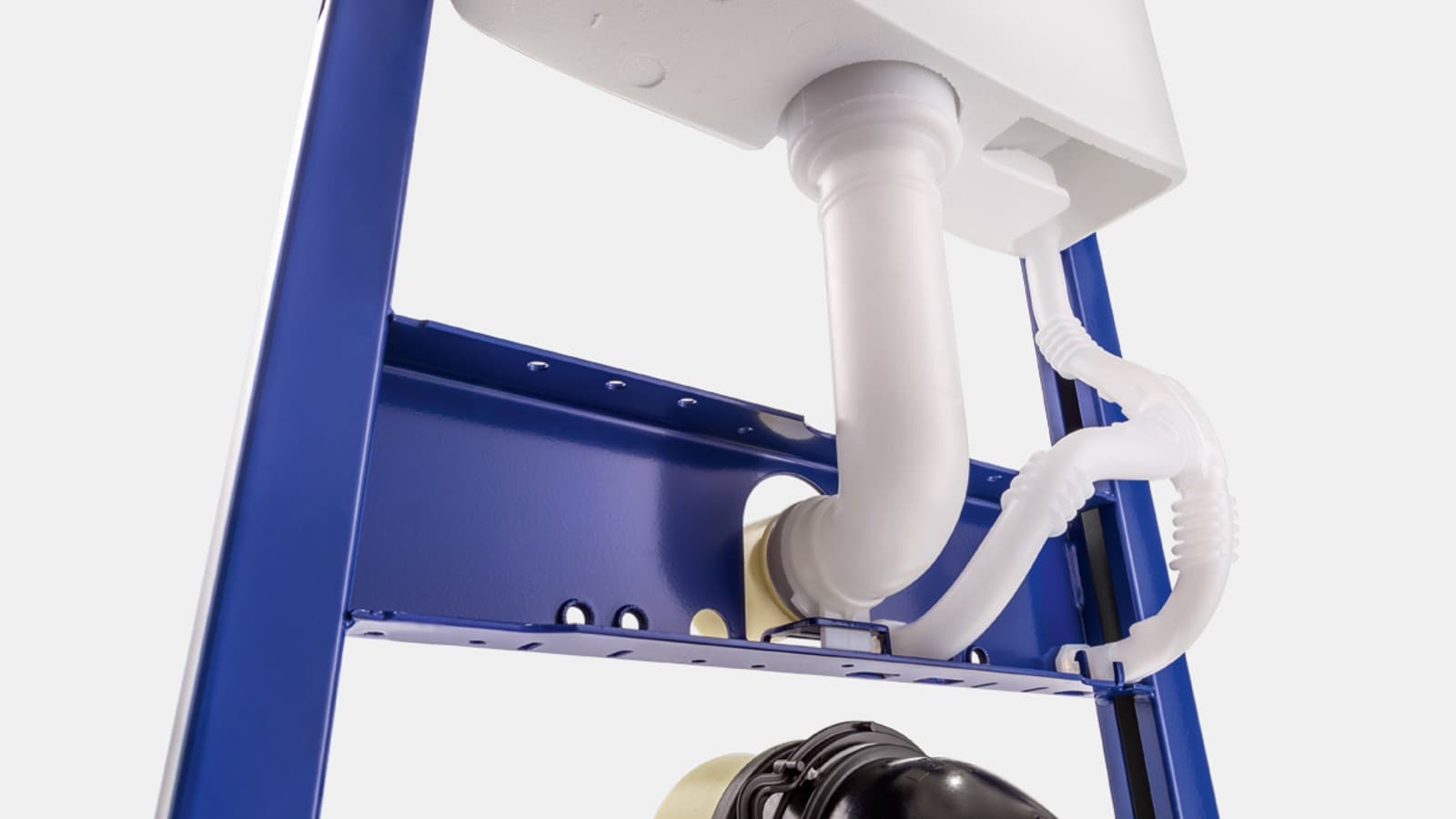 Réservoir à encastrer Geberit avec fourreau pour l’arrivée d’eau Réservoir à encastrer Geberit avec fourreau pour l’arrivée d’eau