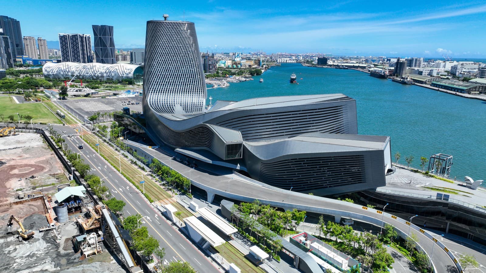 Das Hafenterminal Kaohsiung ist ein wichtiger Schifffahrts-Knotenpunkt in Taiwan Das Hafenterminal Kaohsiung ist ein wichtiger Schifffahrts-Knotenpunkt in Taiwan