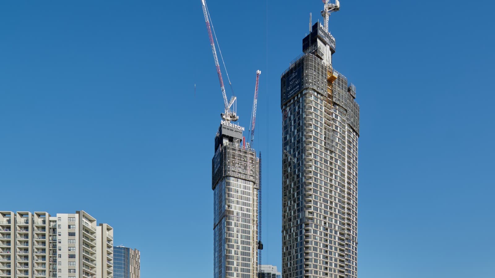 Les deux tours 180 George Towers annoncent la densification de l’agglomération de Sydney (© Michael Curwood et Adam Powell) Les deux tours 180 George Towers annoncent la densification de l’agglomération de Sydney (© Michael Curwood et Adam Powell)